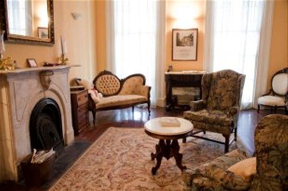 Fairchild House Bed & Breakfast Ню Орлиънс Екстериор снимка