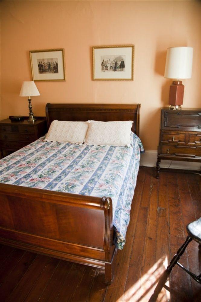Fairchild House Bed & Breakfast Ню Орлиънс Екстериор снимка